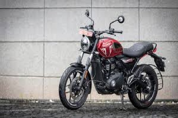 Triumph Speed T4 Bike