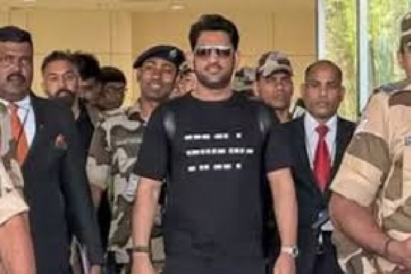 MS Dhoni